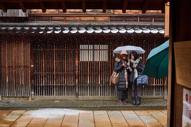 Full Day Tour to the Historical Castle Town of Kanazawa - FAQ