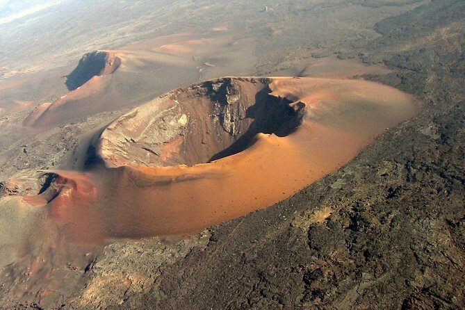 Full Day Tour to Timanfaya, Green Lagoon and La Geria - Lanzarote’s Hidden Wonders: Full Day Tour to Timanfaya, Green Lagoon, and La Geria