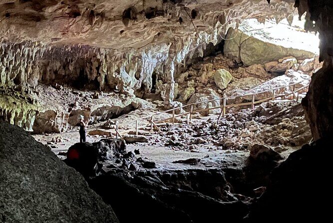 Full Day Tour Window Cave and Hiking on the Beach - Exploring the Journey: What to Expect from the Tour