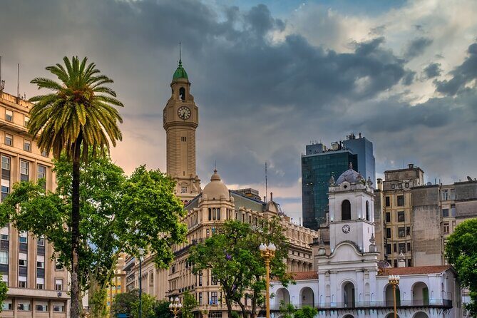 Full day Tour with a friend in Buenos Aires - Exploring Buenos Aires in Depth: The Full-Day Private Tour