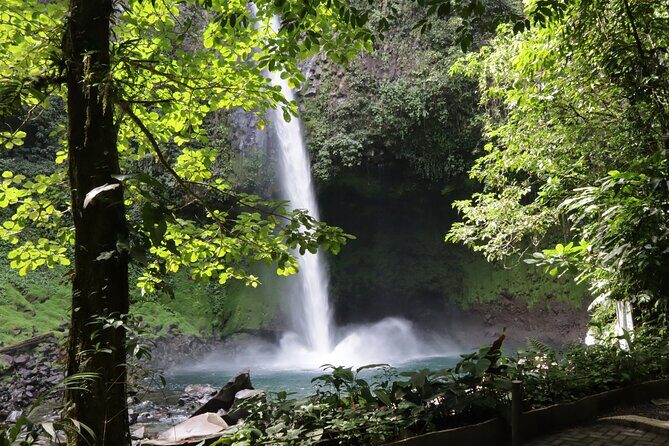 Full day Tour with Hanging Bridges, Waterfall and Volcano Hike - Key Points