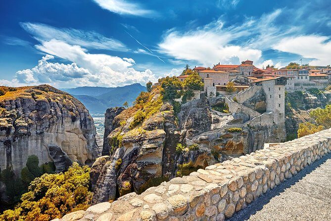 Full-Day Trip to Meteora from Thessaloniki - A Close Look at the Meteora Tour Experience