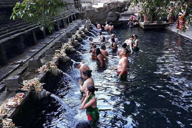 Full-Day Ubud Village including Mt Batur Tirta Empul and Sightseeing Tour - Who Should Consider This Tour?