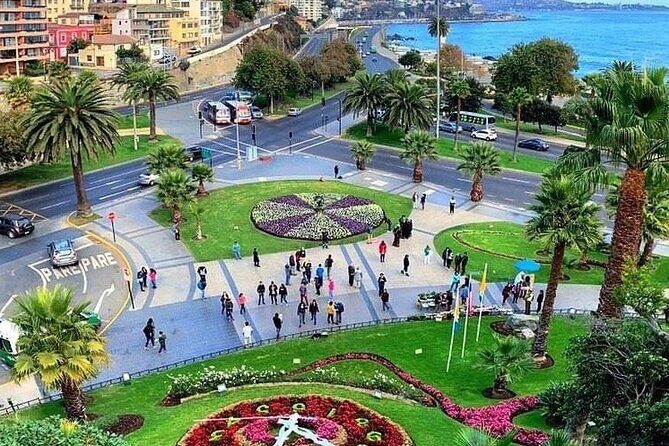 Full day Vina del Mar and Valparaiso experience - Key Points