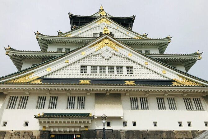 Full Day Walking Tour in Osaka Castle Temples and Ukiyoe - Exploring Osaka’s Historic Heart: Osaka Castle and Shitennoji