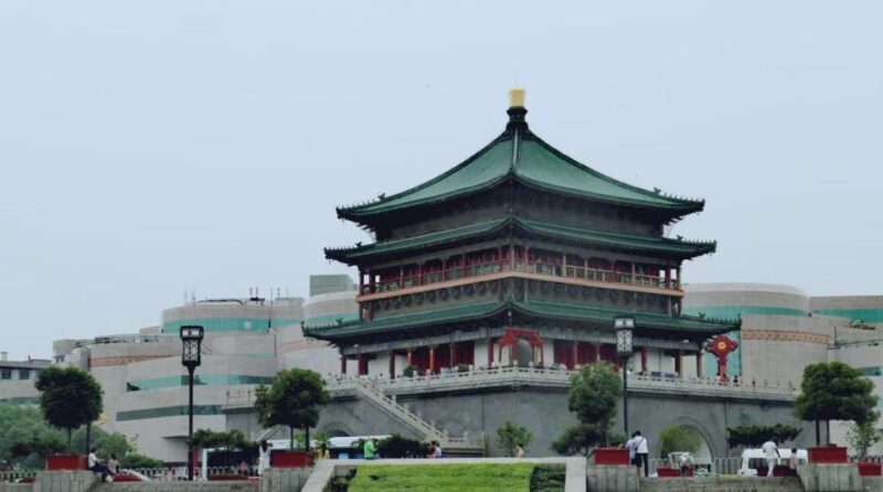 Full Day Xi'an Private: Terracotta Warriors and City Tour - Key Points