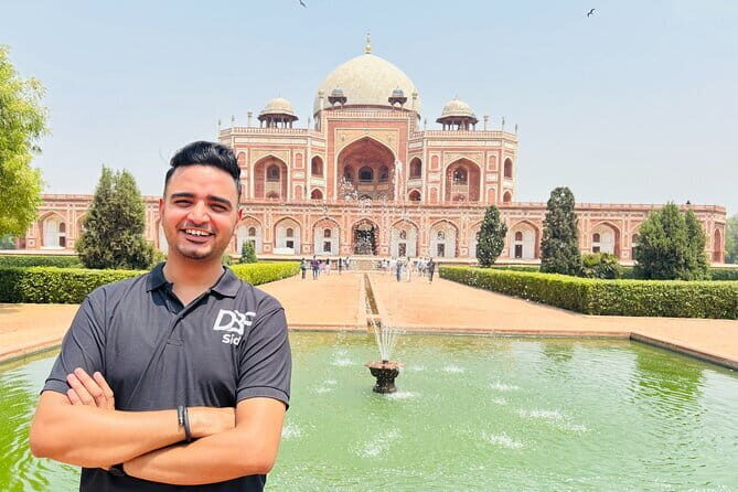 Full & half Day Delhi Private Car Tour - Customizable Sightseeing - Exploring Delhi with a Private Guide: What to Expect