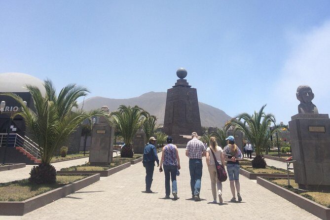 Full Quito City Tour including Middle of the World and Teleferico Cable Car - Exploring Quito’s Highlights: A Deep Dive