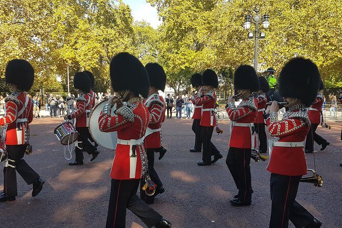 Full Royal Tour: Royal London & Buckingham Palace Tour - FAQs