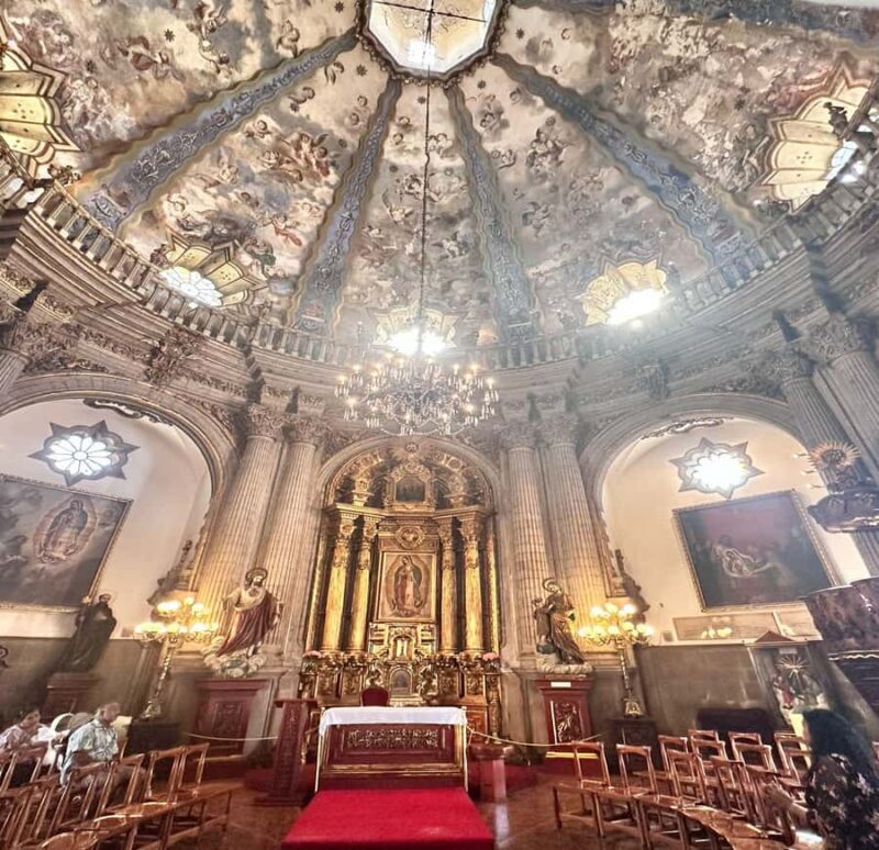 Full tour of the Basilica of Guadalupe from your hotel in Mexico City - Exploring the Old Basilica