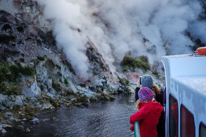Full Waimangu Experience - Walk & Cruise - Exploring the Waimangu Valley: A Deep Dive