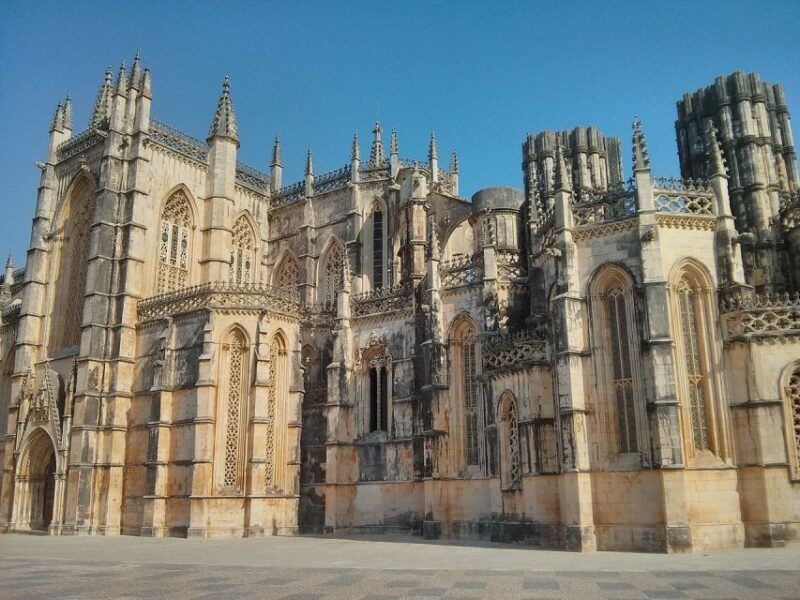 Full-Day Private Transport - Fátima, Batalha, Nazaré, Óbidos. - An In-Depth Review of the Full-Day Private Transport Tour: Fátima, Batalha, Nazaré, and Óbidos