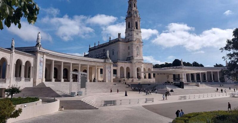 Full-Day Private Transport - Fátima, Batalha, Nazaré, Óbidos. - Frequently Asked Questions