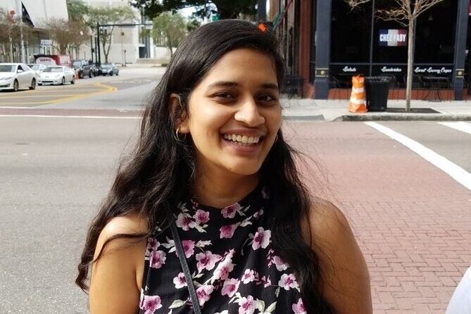 Fun City Scavenger Hunt in Sacramento by Wacky Walks - Key Points