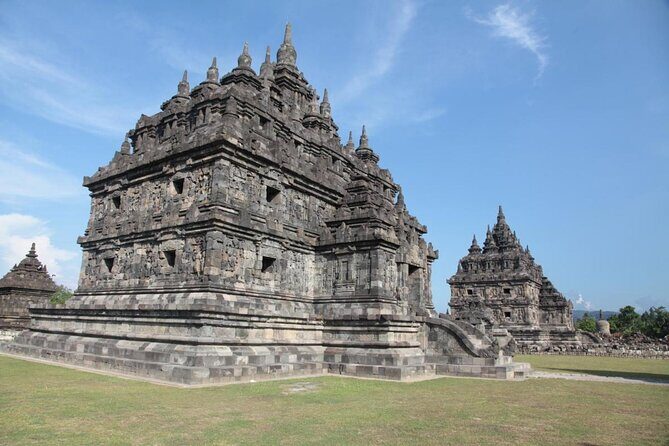 FUN Cycling Tour De Temples - Discover Yogyakarta’s Hidden Corners with the FUN Cycling Tour De Temples