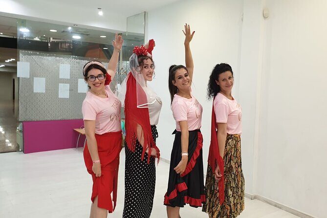 Fun, fast, flamenco: learn to dance flamenco rumba in 45 minutes - Who Should Book This Experience?
