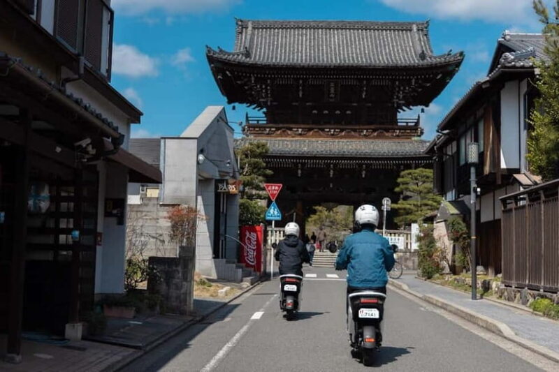 Fun Kyoto Ride! Scoot to Gorge, Local Lunch & Samurai Armor - Exploring Kyoto on an EV Scooter: A Practical, Authentic Adventure