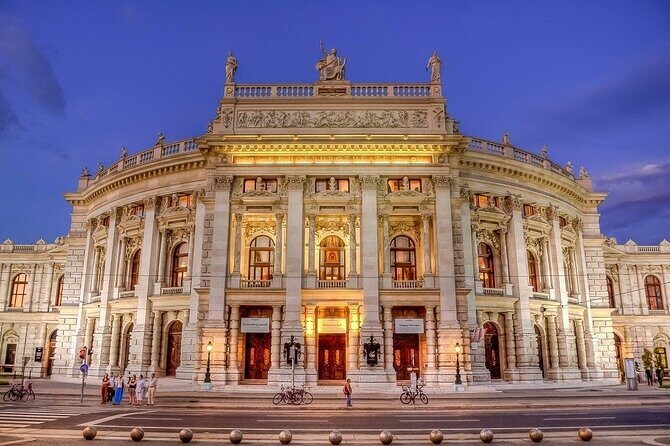 Fun & mobile scavenger hunt through Vienna - An In-Depth Look at the Vienna Scavenger Hunt