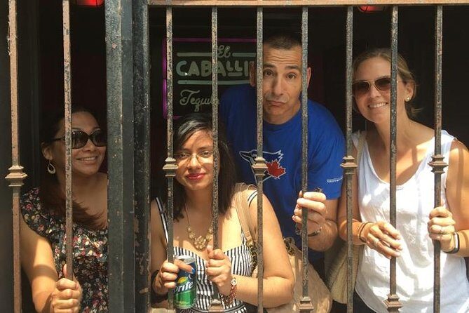 Fun Scavenger Hunt in St. Petersburg by Zombie Scavengers - Key Points