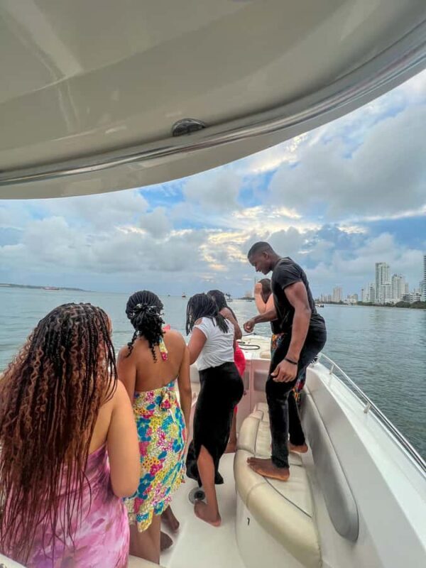 Fun sunset tour with drinks and music included - Key Points