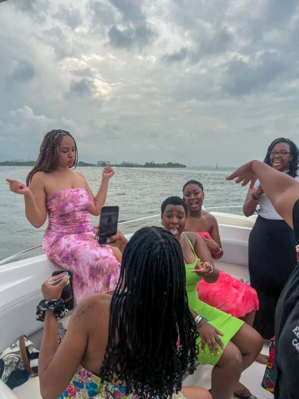 Fun sunset tour with drinks and music included - Final Thoughts