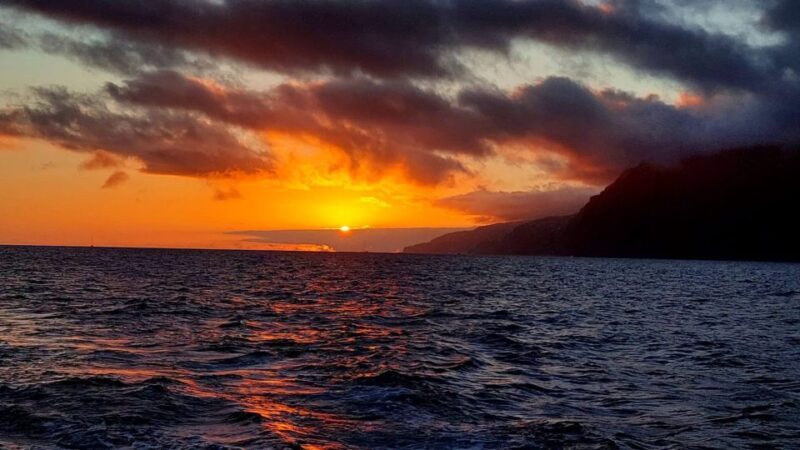 Funchal: Cabo Girão Sunset Catamaran Tour - FAQ