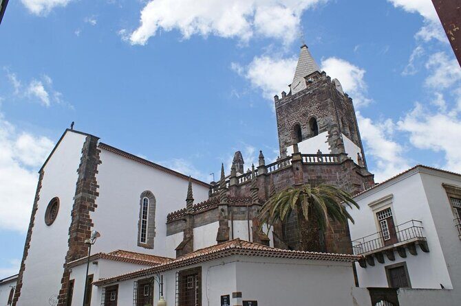 Funchal City Tour + Old Town - Funchal City Tour + Old Town: A Refreshing Way to See Madeira