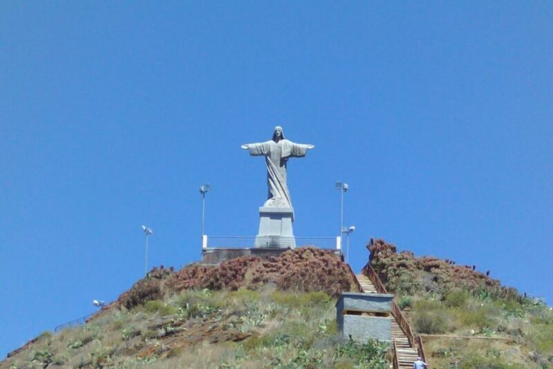 Funchal Guided Tuk Tuk Tour of Garajau and Cristo Rei - Key Points
