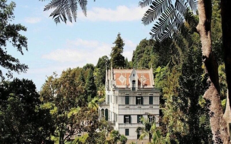 Funchal: Monte Palace Tropical Gardens Tuk Tuk Tour - Discovering Funchal by Tuk Tuk