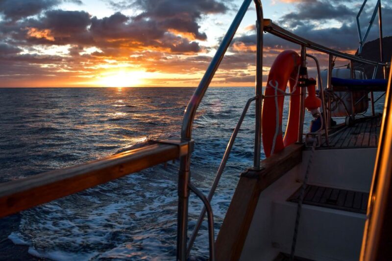 Funchal: Sunset Sailing Tour - The Experience in Detail
