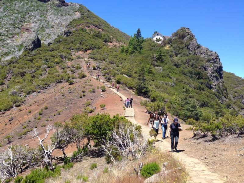 Funchal: Transfer to PR1 Pico do Arieiro & Pico Ruivo Trail - Exploring Madeira’s Highest Peaks: Pico do Arieiro & Pico Ruivo Trail
