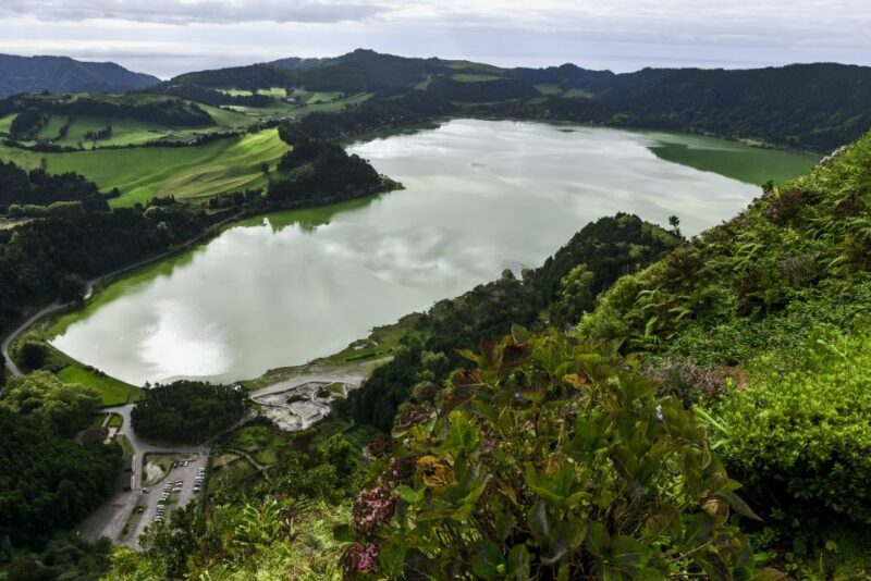 Furnas: Tea Plantations, Lake and Volcano Guided Tour - Discovering Furnas Valley and Caldeiras