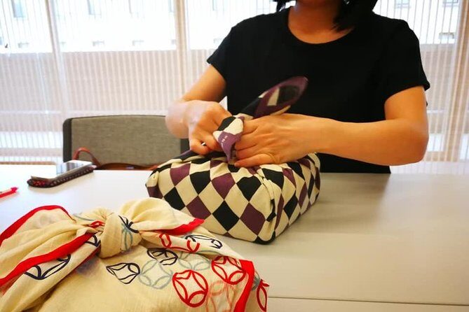 Furoshiki experience - Furoshiki Experience in Fukuoka: An Authentic and Practical Cultural Treat