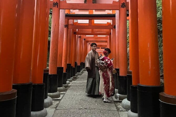 Fushimi Inari and Nara Private and Guided Tour in Spanish - Key Points