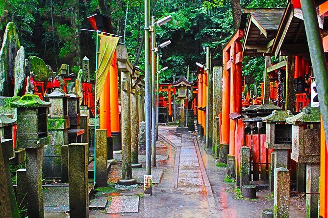 Fushimi Inari Shrine: Explore the 1,000 Torii Gates on an audio walking tour - The Bottom Line: Who Will Appreciate This Tour?