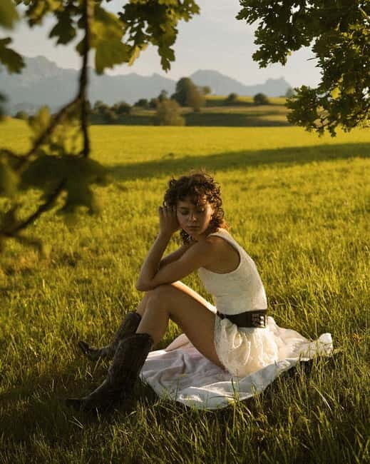 Füssen: Cinematic Photoshoot Couples, Solo & Groups - What You Can Expect from This Bavarian Alpine Photoshoot