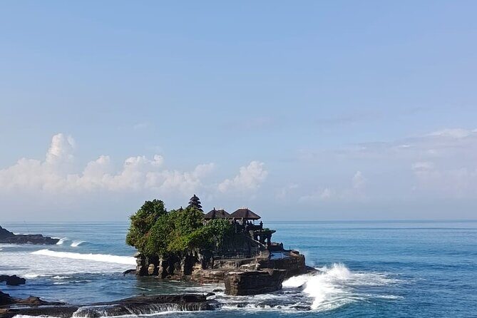 GAD Tanah Lot Tour - Exploring Bali’s Iconic Landscapes with the GAD Tanah Lot Tour