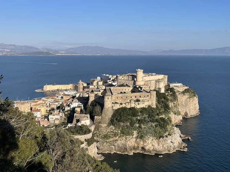Gaeta: Guide Boat Tour of Peninsula - The Stops and Sights