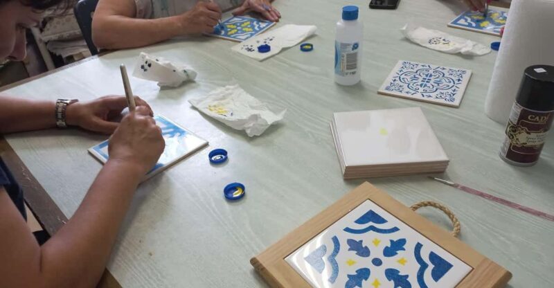 Gaia: Tile painting workshop, Port Wine and Pastel de Nata - FAQ