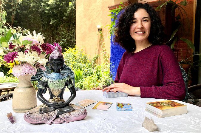 Gain new perspective with a Tarot Reading - FAQ: Your Questions Answered