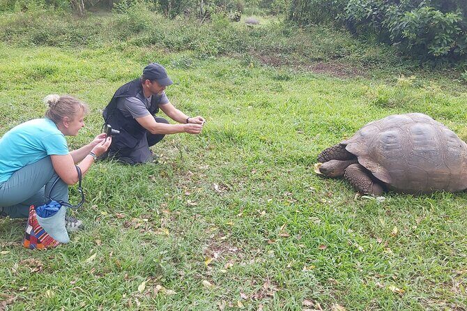 Galapagos- Santa Cruz Explorer 4 days - Frequently Asked Questions