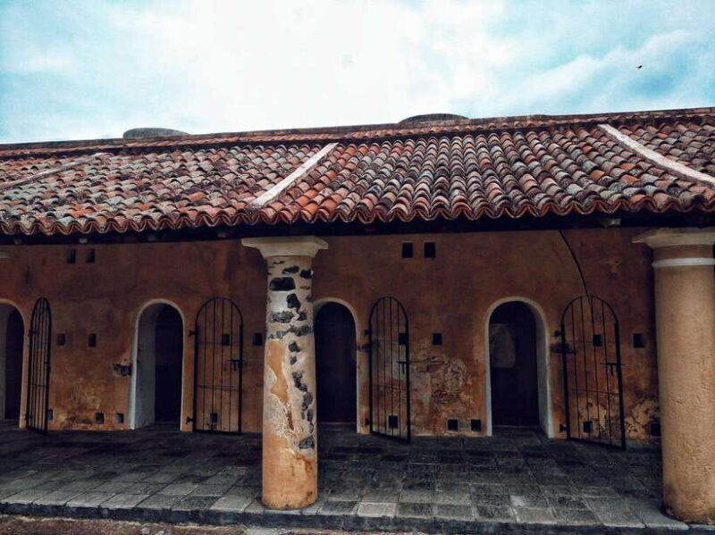 Galle: Dutch Fort Guided Walking Tour - Key Points