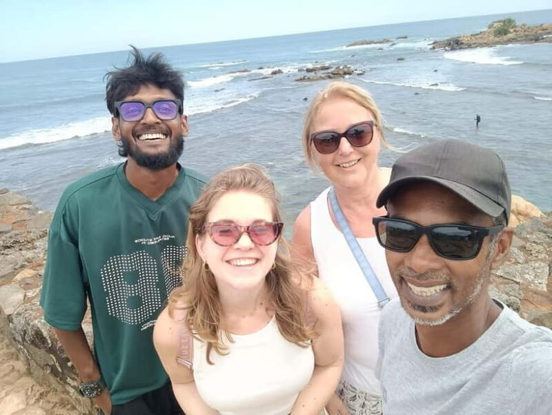 Galle Fort: Small Group Guided Walking Tour with a Local - The Lighthouse, Flag Rock Bastion, and Old Lighthouse Remnants
