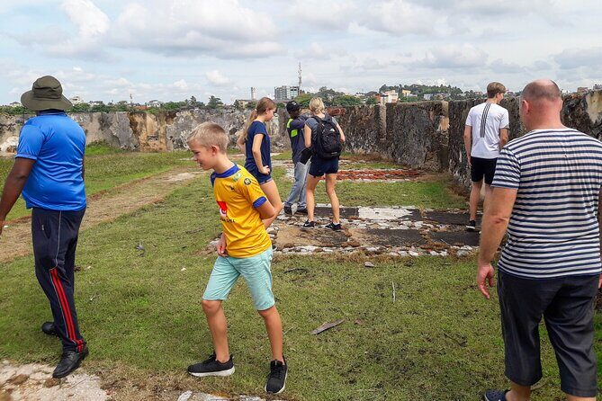 Galle Fort Walk with a Local - Exploring Galle Fort: What to Expect from the Tour
