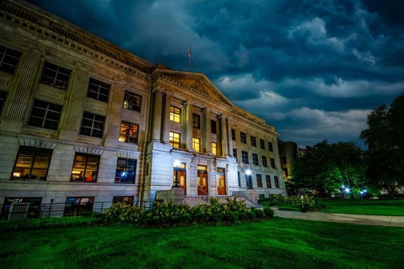 Gallows, Gunpowder & Graves of Greensboro Ghost Tours - A Closer Look at the Greensboro Ghost Tour