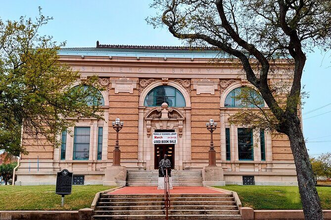 Galveston Mansions and Murder Walking Tour - In-Depth Review of the Galveston Mansions and Murder Walking Tour