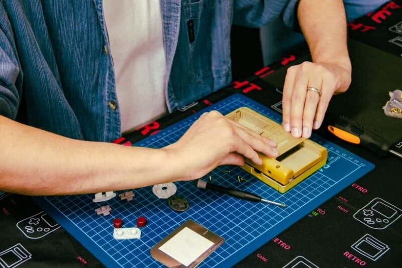 Gameboy Mod Workshop at Akihabara, Tokyo - An In-Depth Look at the Experience