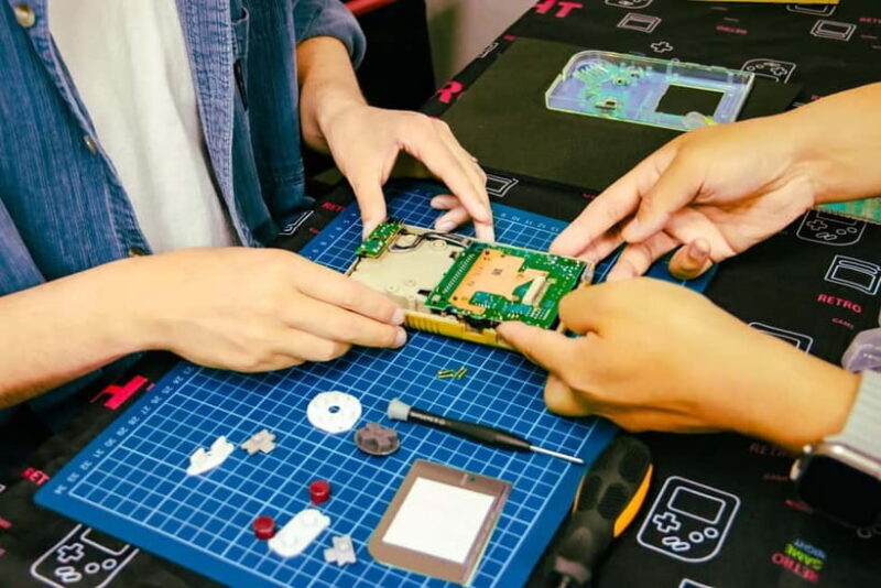Gameboy Mod Workshop at Akihabara, Tokyo - The Sum Up