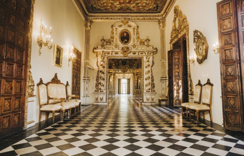 Gandia: Ducal Palace Entry Ticket with Audio Guide - Who Should Consider This Tour?