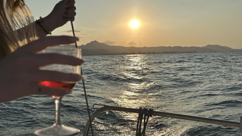Gandía: Private Sailing Experience - The Views and Sunset Magic